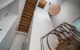 Bed & Wellness Boxtel, Luxe Kamer Met Airco En Eigen Badkamer, Ligbad